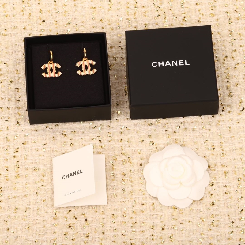 Ch**el earrings